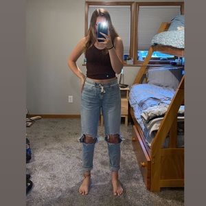 american eagle high rise mom jeans